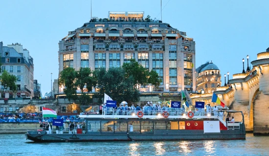 Bateau cérémonie d'ouverture JO Marcel Carne