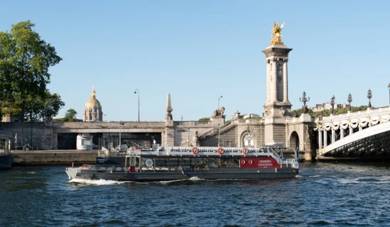 Discover Paris like never before: an unforgettable Olympic cruise on the Seine