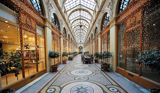 Guided and Private Tour of the Covered Passages of Paris