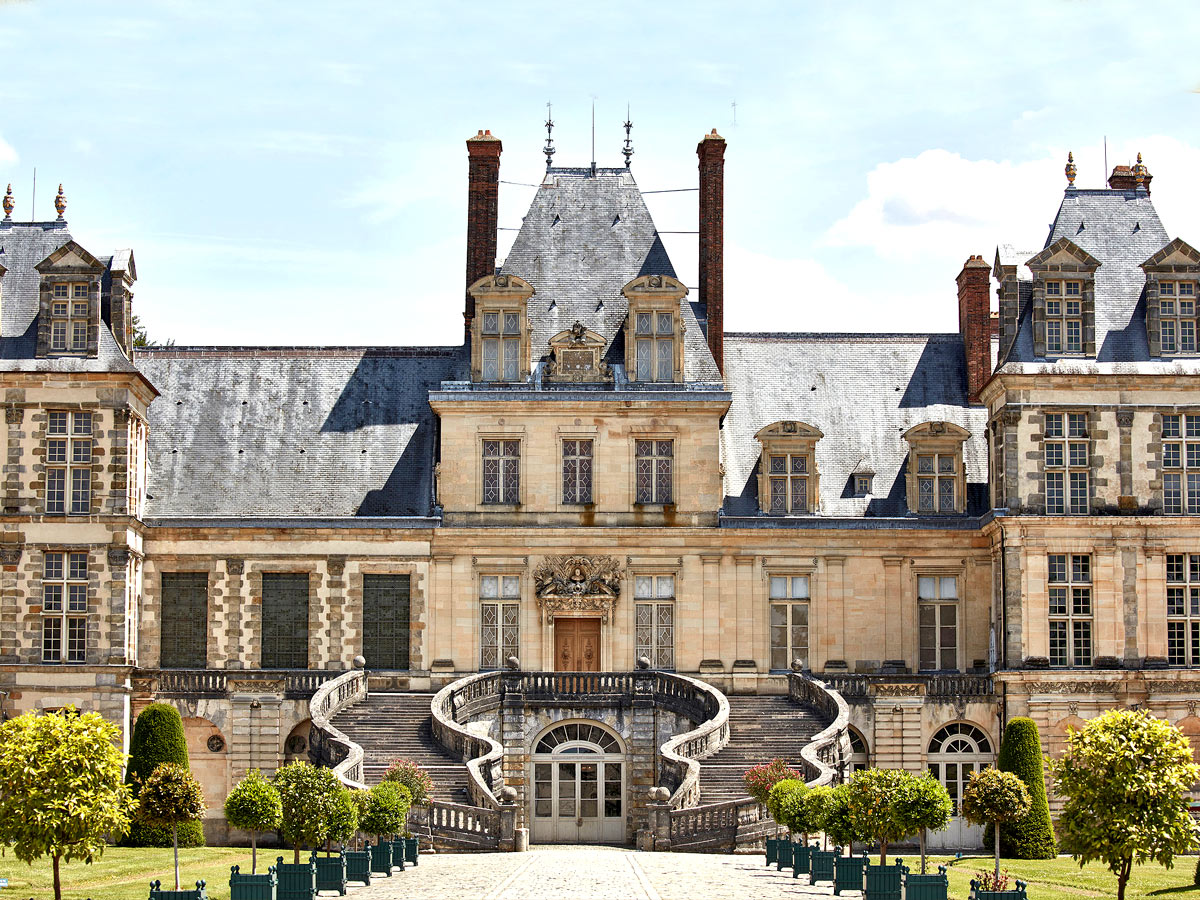 Monet's Garden, The Loire Valley and Fontainebleau Tour 2023